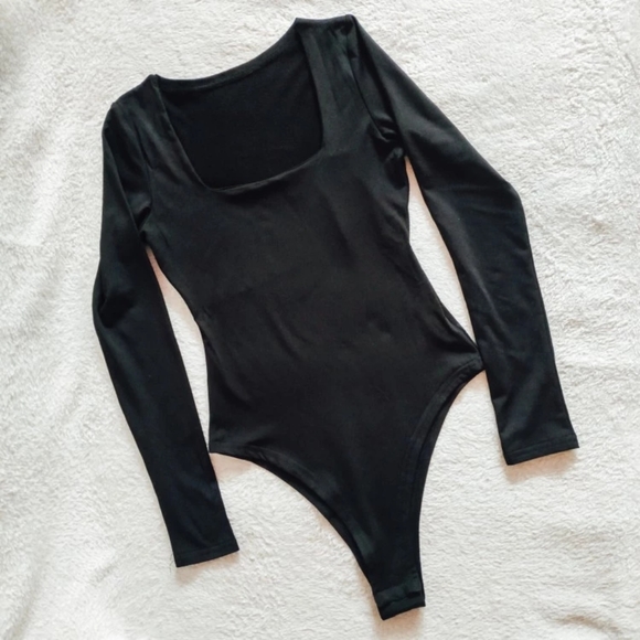 New Black Long Sleeves Square Neck Cozy Bodysuit - Picture 5 of 7